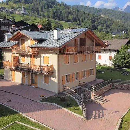 Casa Pecol Apartman Falcade